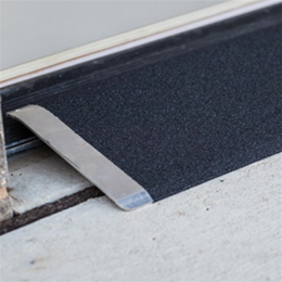 Image of TRANSITIONS® Angled Entry Plate 3