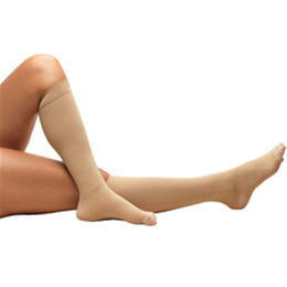 Image of 8808 TRUFORM Anti-Embolism Below-Knee Closed-Toe Stockings 2