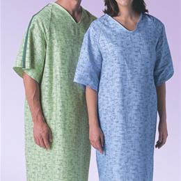 GOWN IV ANGLE BACK PKT CASCASDE PRNT