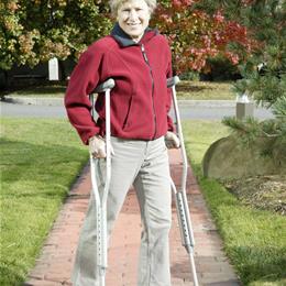 Image of Walking Crutches With Underarm Pad And Handgrip